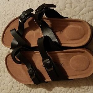 Seranoma sandsls size 9